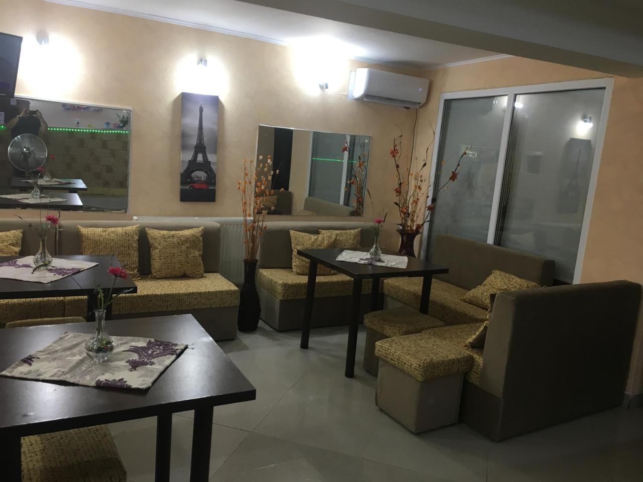 Dream Accommodation Bukares Bagian luar foto