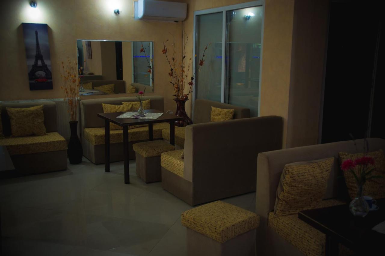 Dream Accommodation Bukares Bagian luar foto