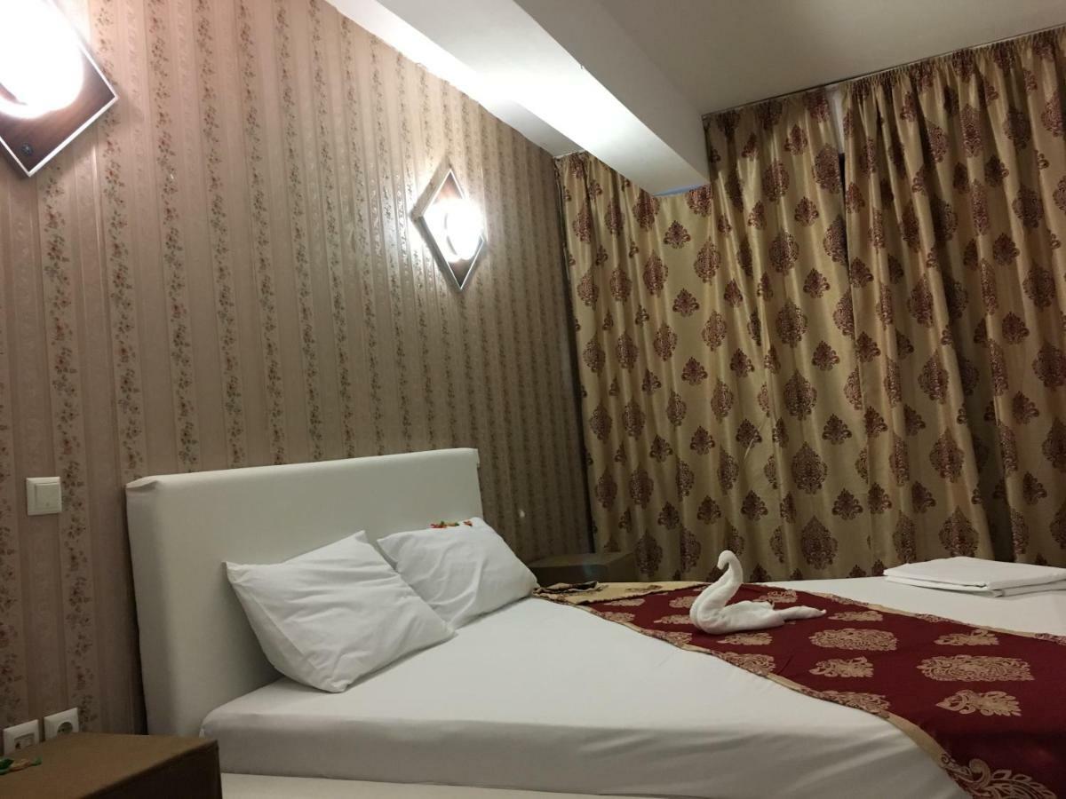 Dream Accommodation Bukares Bagian luar foto