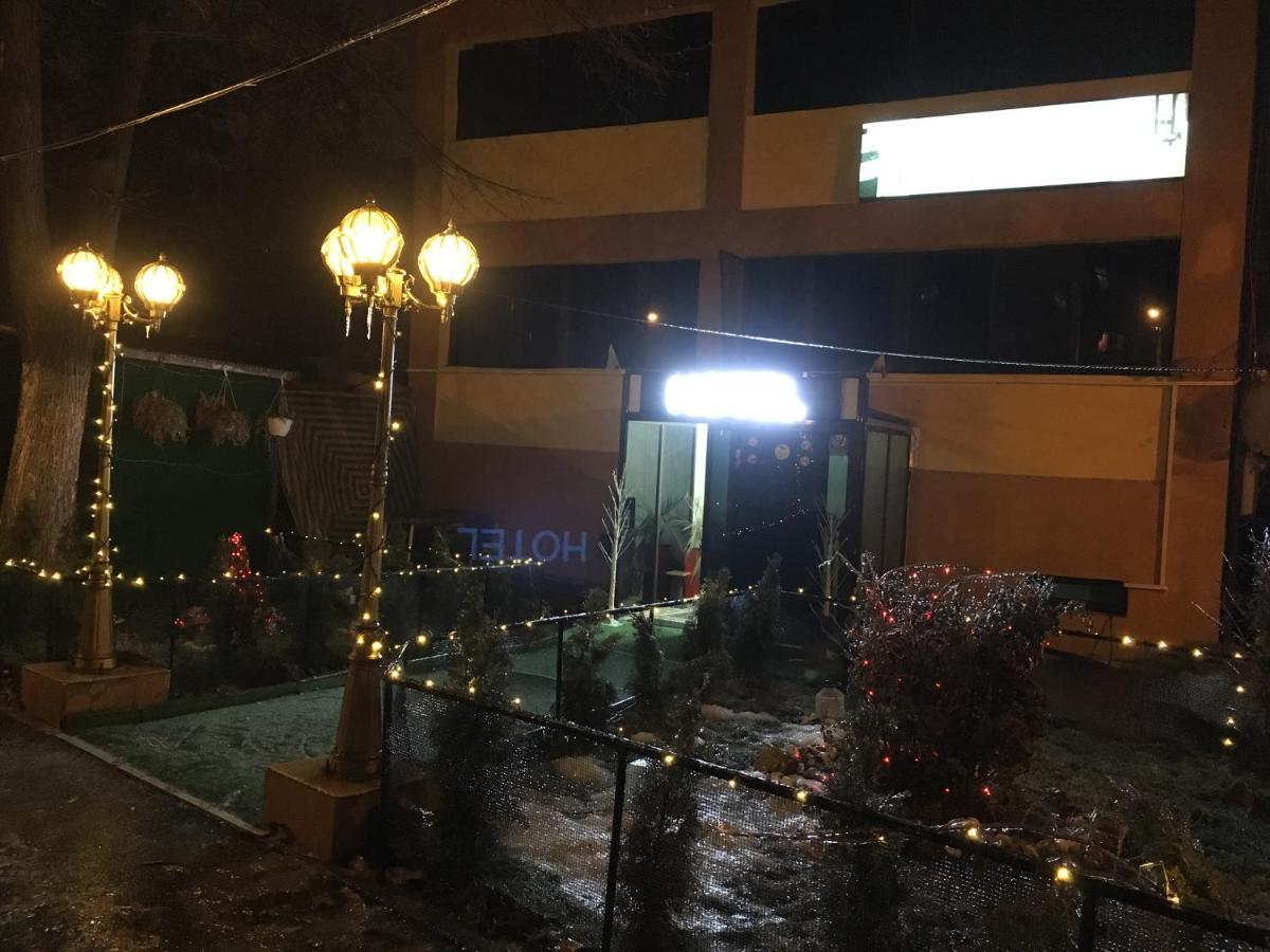 Dream Accommodation Bukares Bagian luar foto